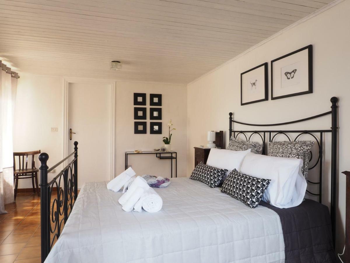 Domus Tua Bed and Breakfast Pietrelcina Eksteriør billede